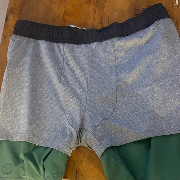 Men's VUORI Set - Picture 6 of 7